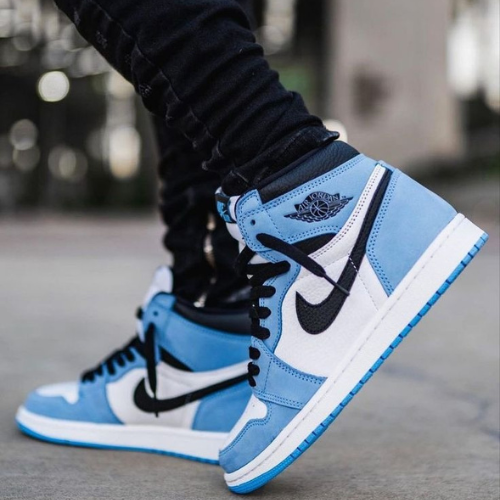 Nike Air Jordan 1 Retro High OG Sneakers