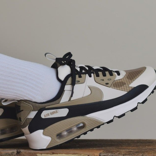 Nike Air Max 90 Drift Sneakers
