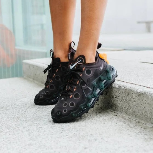 Nike ISPA Air Max 720