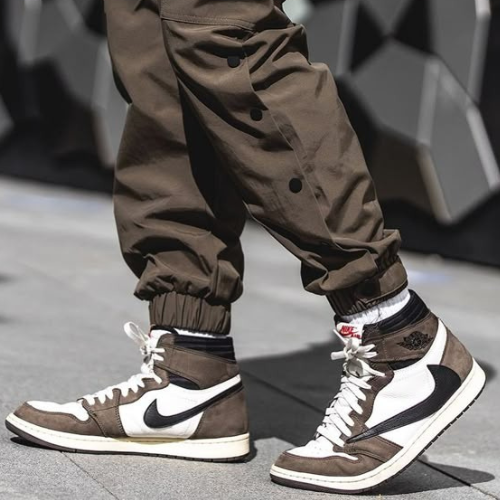 Nike Air Jordan 1 Retro HI Travis Scott Sneakers