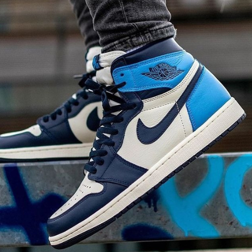 Air Jordan 1 Retro High OG "Obsidian Blue White Black"