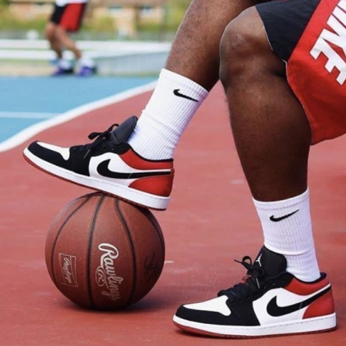Air Jordan 1 Low "Black Toe"