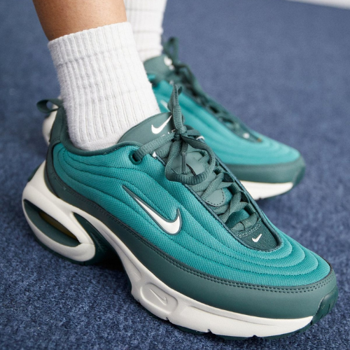 Nike Air Max Portal Sneakers