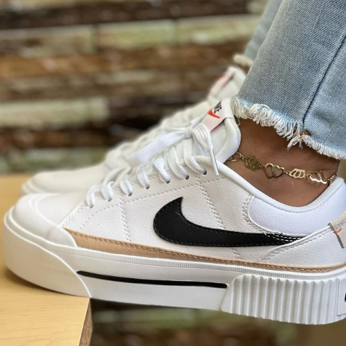 Nike Court Legacy Sneakers