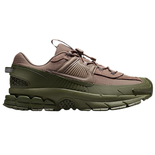 Nike Zoom Vomero 5 Roam Sneakers