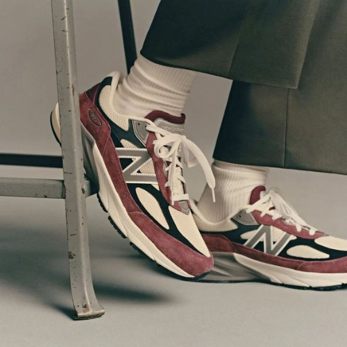 New Balance 990v6 Sneakers