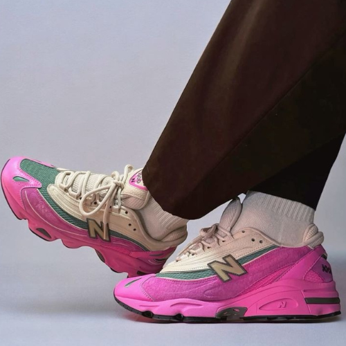 New Balance 1000 Sneakers