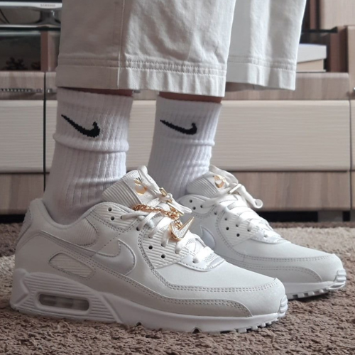 Men Nike Air Max 90 Sneakers