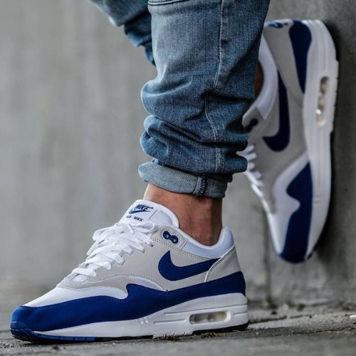 Nike Air Max 1 Sneakers