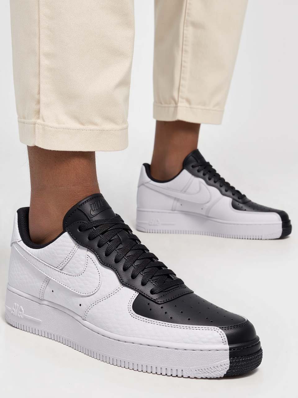 Nike Air Force 1: Yin And Yang