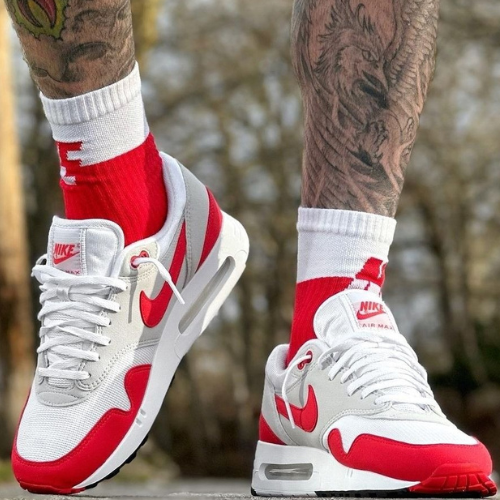 Nike Air Max 1 Sneakers